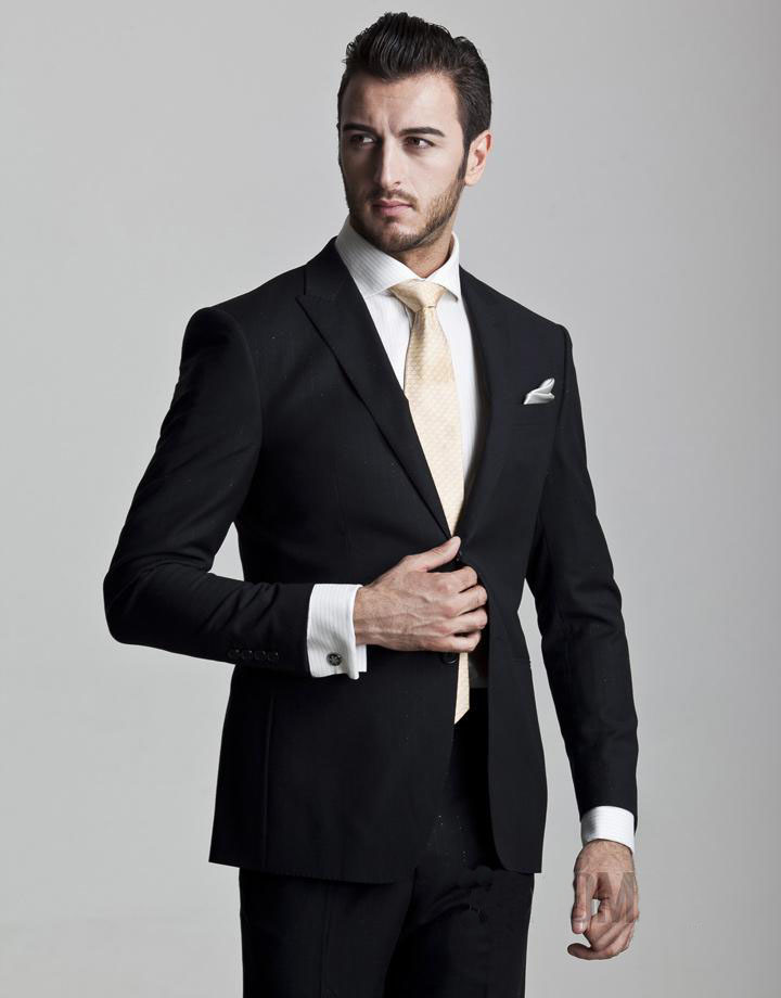 黑色商務套裝西服搭配