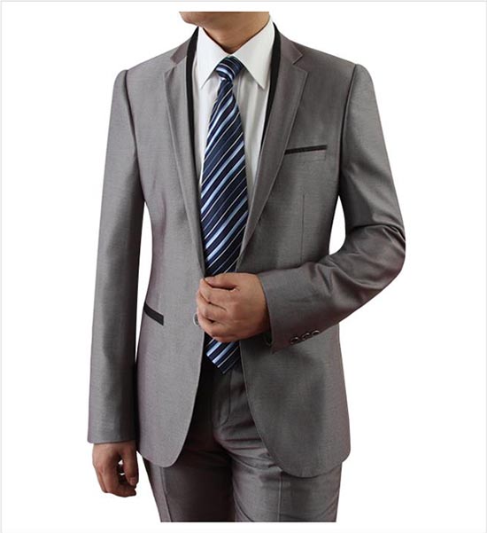 定制西服的紐扣應該怎么扣